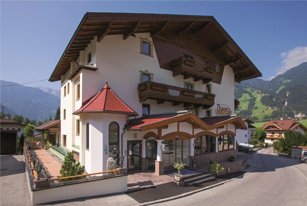Hotel Theresia Рамзау-ім-Ціллерталь Екстер'єр фото