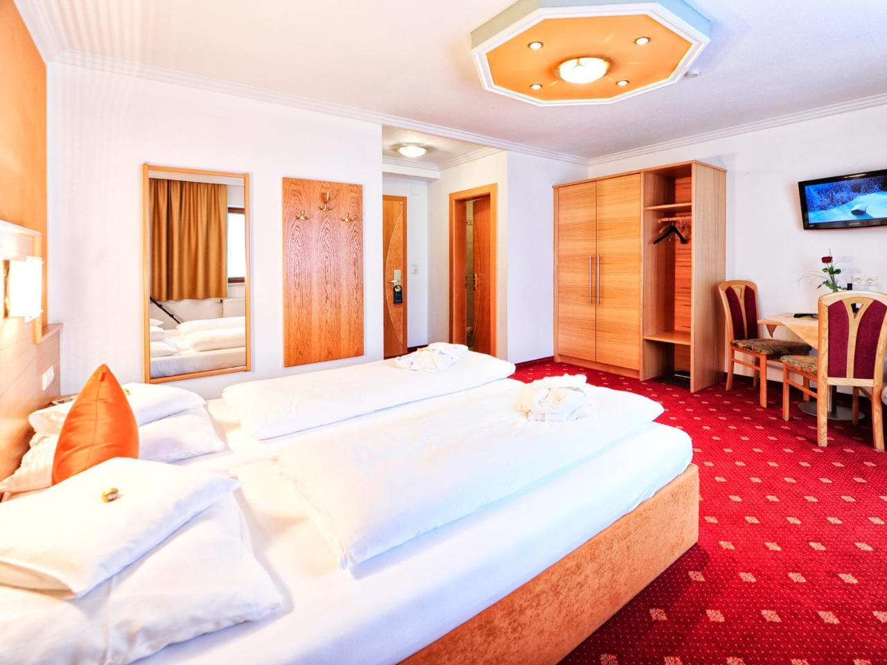 Hotel Theresia Рамзау-ім-Ціллерталь Екстер'єр фото