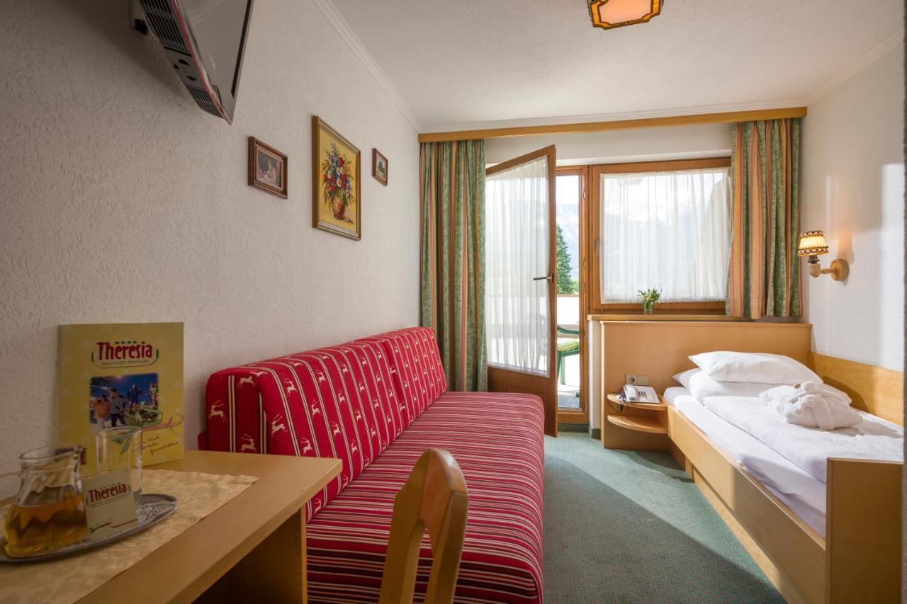 Hotel Theresia Рамзау-ім-Ціллерталь Екстер'єр фото